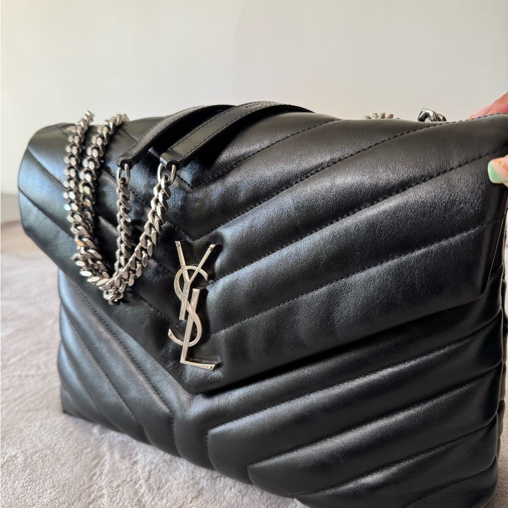 Yves Saint Laurent Quilted Black Shoulder Bag - Picture 5 of 7